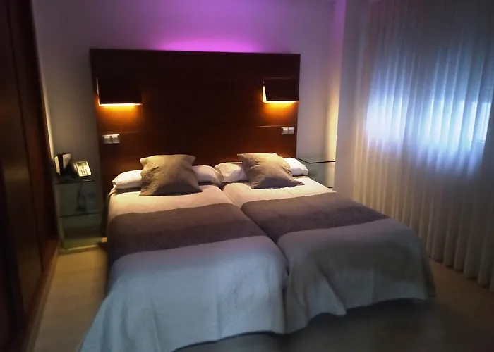 ホテル Nap オビエド